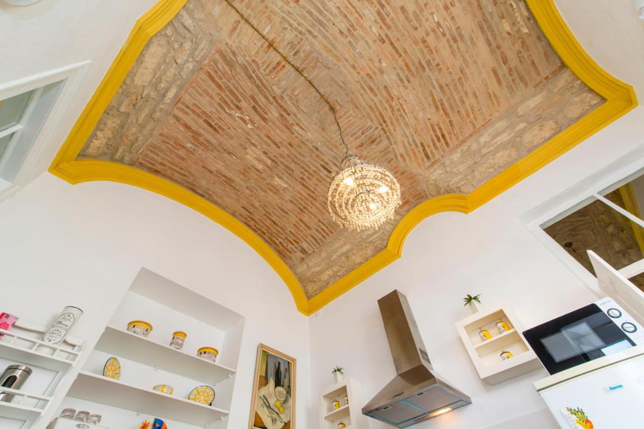 Charming Town House Just 500M From The Marina And Its Well Known Typical Market 오양 외부 사진