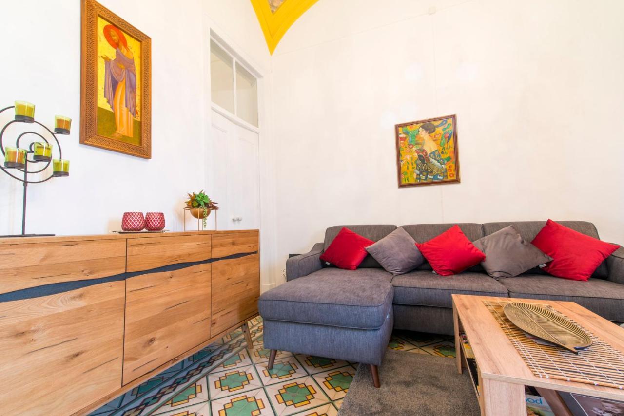 Charming Town House Just 500M From The Marina And Its Well Known Typical Market 오양 외부 사진