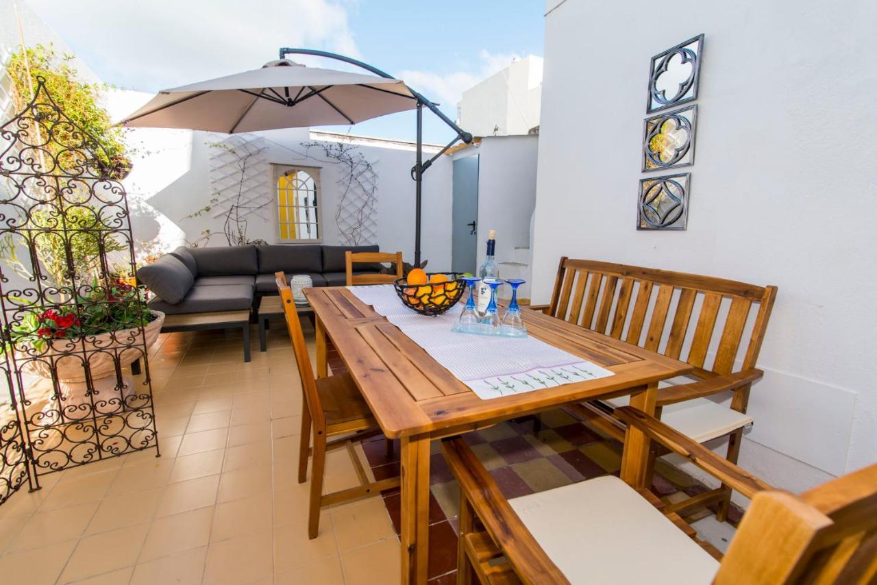 Charming Town House Just 500M From The Marina And Its Well Known Typical Market 오양 외부 사진